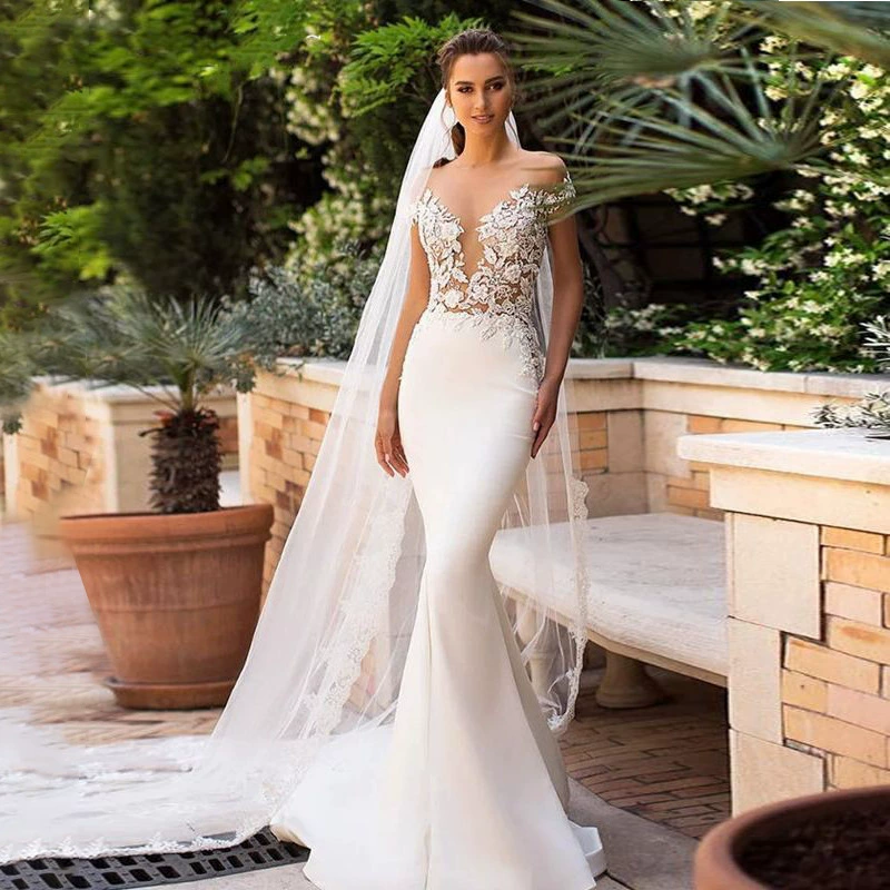 Exclusive Wedding Dress 2025 Spring New Deep Neck Hollow Mermaid Water-Soluble Lace Train Dress