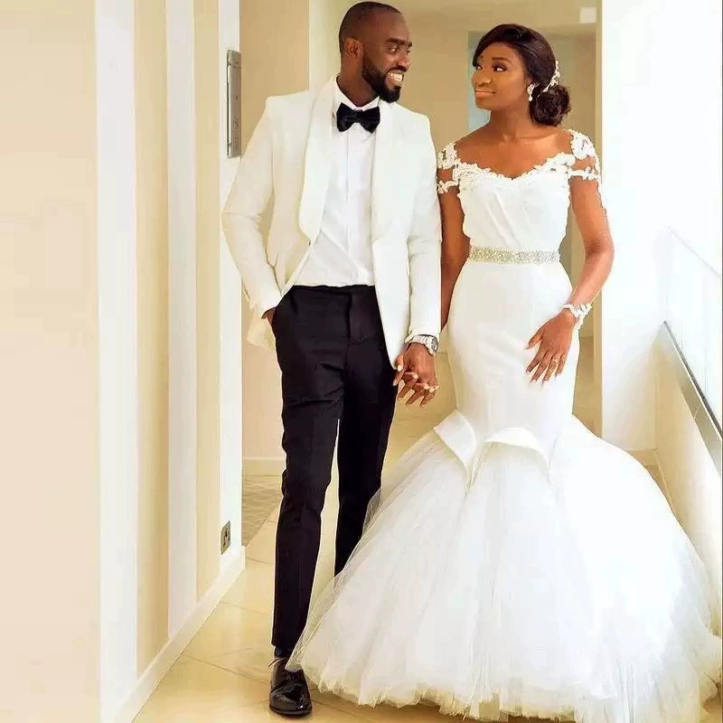 Bridal Round Neck Nude Mermaid Slim Fit Diamond Waistband Long Train Wedding Dress