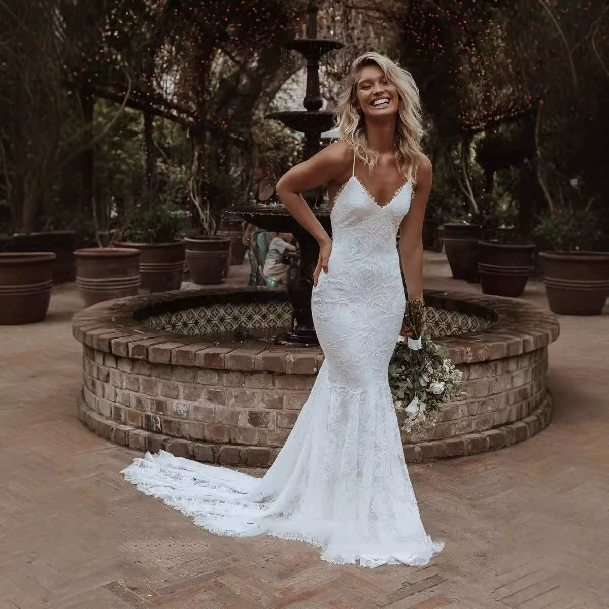 Spaghetti Strap Backless Summer Wedding Dress 2025 Elegant Beach Party Gown - Image 3