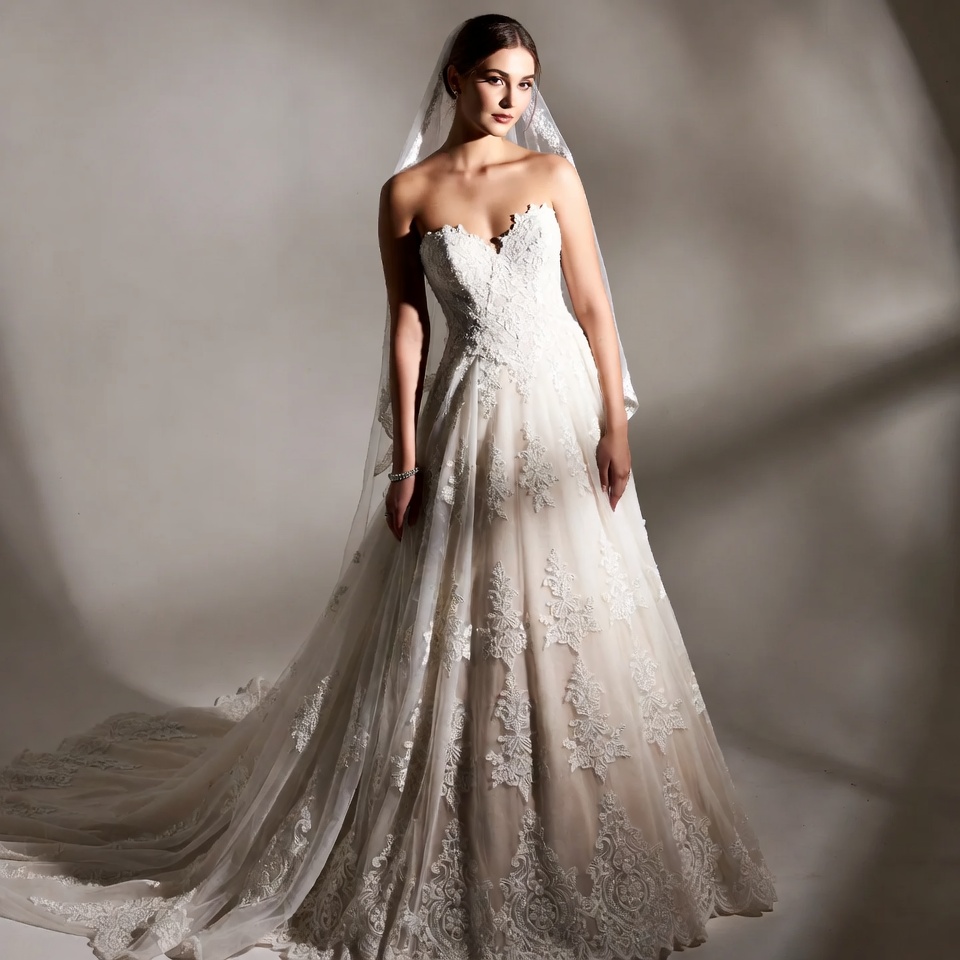 Sweetheart A-Line Wedding Dresses-4