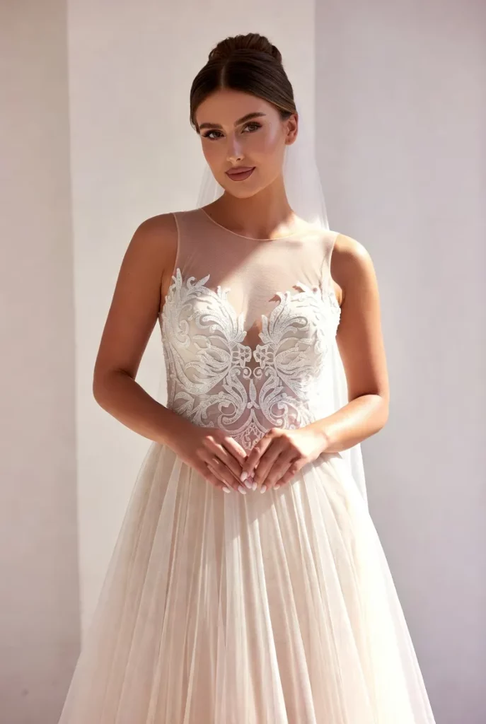 A Line Chiffon Lace Wedding Dress